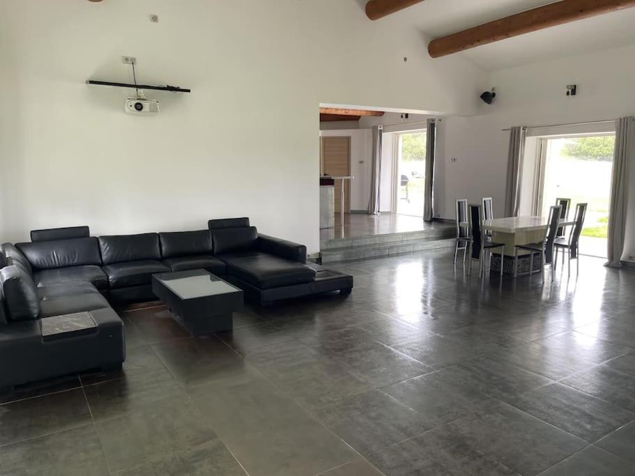 Villa Rians Rians  Екстер'єр фото