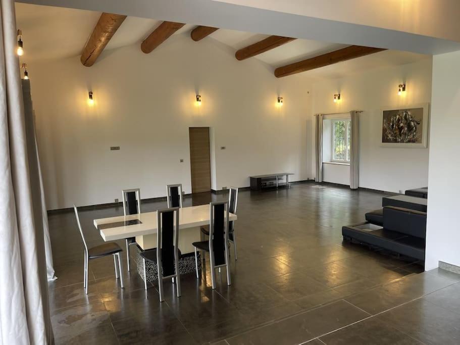 Villa Rians Rians  Екстер'єр фото