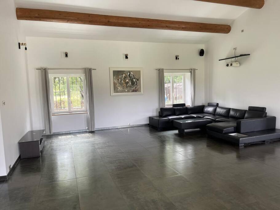 Villa Rians Rians  Екстер'єр фото